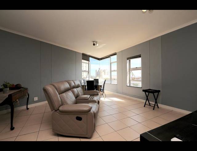 2 BEDROOM APARTMENT FOR SALE IN STRAND SOUTH